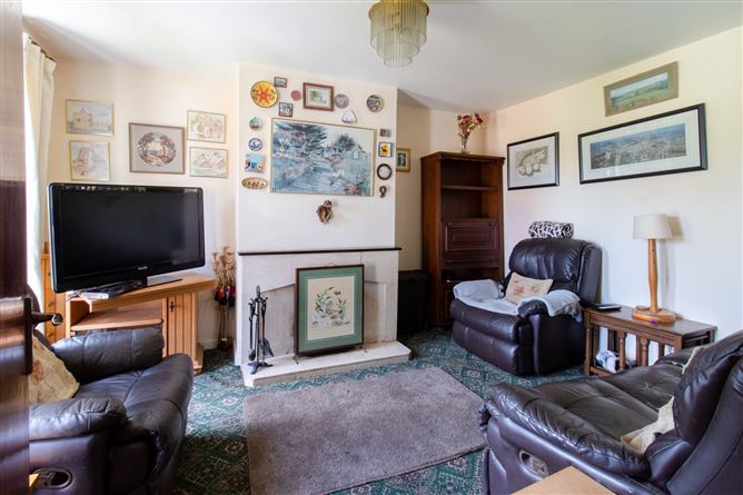 6 Amberley Grove , Grange, Douglas, Cork
