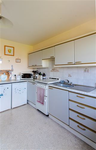 6 Amberley Grove , Grange, Douglas, Cork