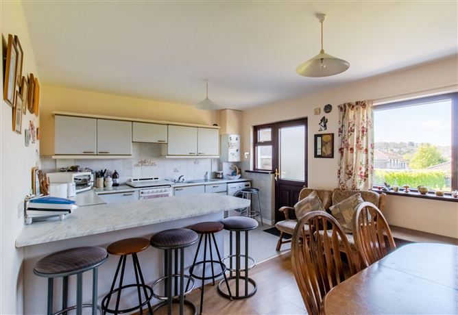6 Amberley Grove , Grange, Douglas, Cork