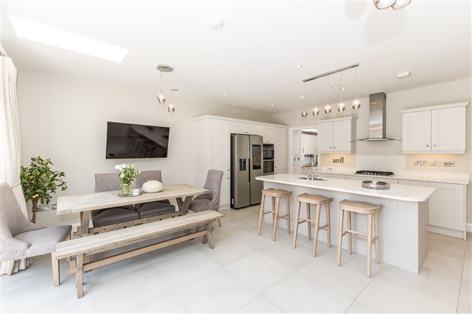 9 Diswellstown Manor, Castleknock, Dublin 15