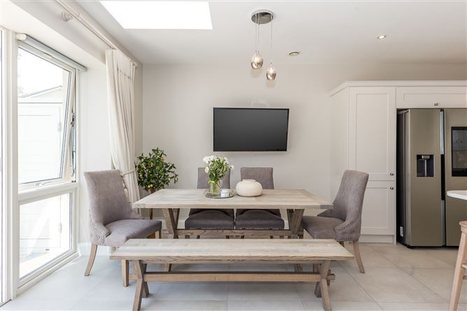 9 Diswellstown Manor, Castleknock, Dublin 15