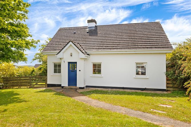 7 Brittas Bay Village