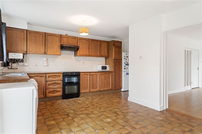 66 Roebuck Downs, Clonskeagh, Dublin 14
