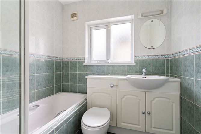 66 Roebuck Downs, Clonskeagh, Dublin 14