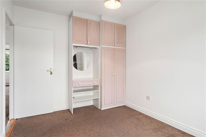 66 Roebuck Downs, Clonskeagh, Dublin 14