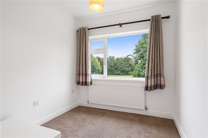 66 Roebuck Downs, Clonskeagh, Dublin 14