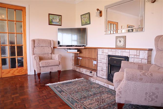 Spanish Point Road, Miltown Malbay, Clare
