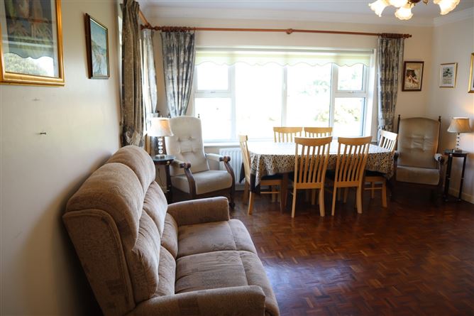 Spanish Point Road, Miltown Malbay, Clare