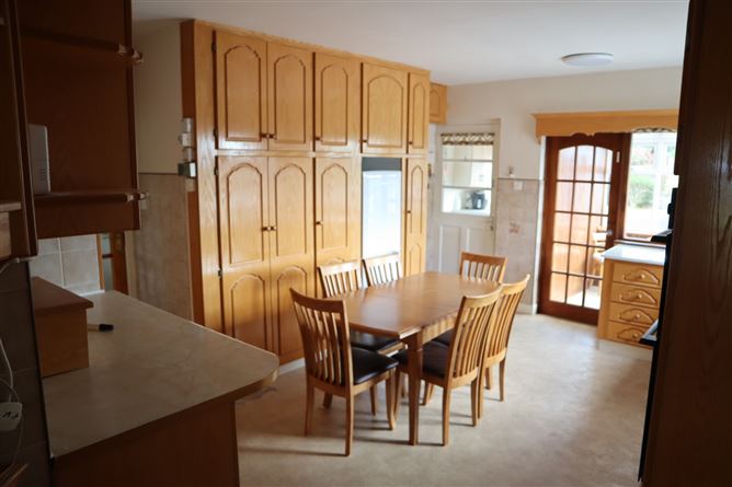 Spanish Point Road, Miltown Malbay, Clare