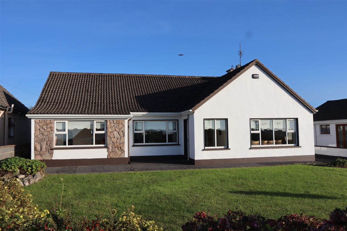 Spanish Point Road, Miltown Malbay, Clare