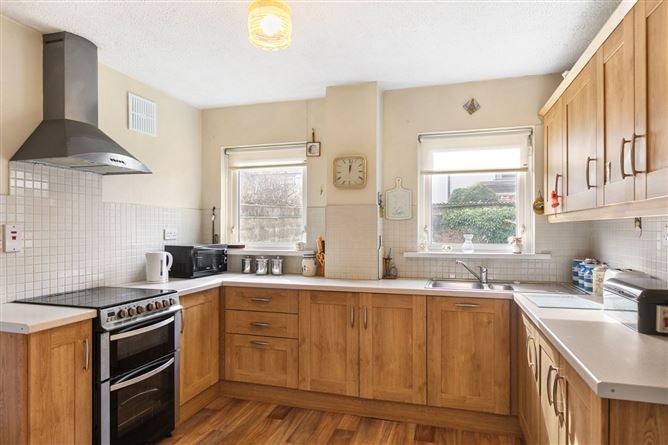 8 Delaford Lawn, Knocklyon, Dublin 16