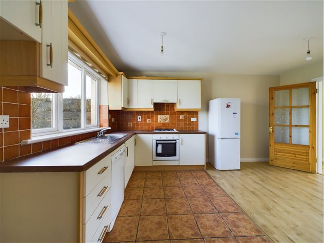 24 Westwood, Golf Links Road, Ennis, Co. Clare.