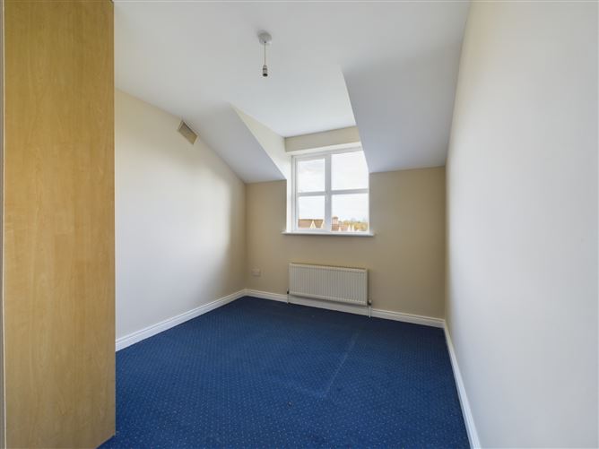 24 Westwood, Golf Links Road, Ennis, Co. Clare.