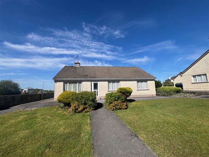 12 Rosebury Court, Knock, Mayo