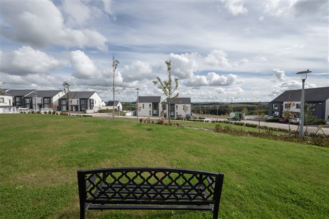 18 The Drive, Richmond Rise, Sallybrook, Glanmire