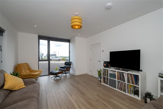 18 The Drive, Richmond Rise, Sallybrook, Glanmire