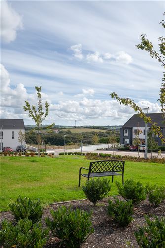 18 The Drive, Richmond Rise, Sallybrook, Glanmire