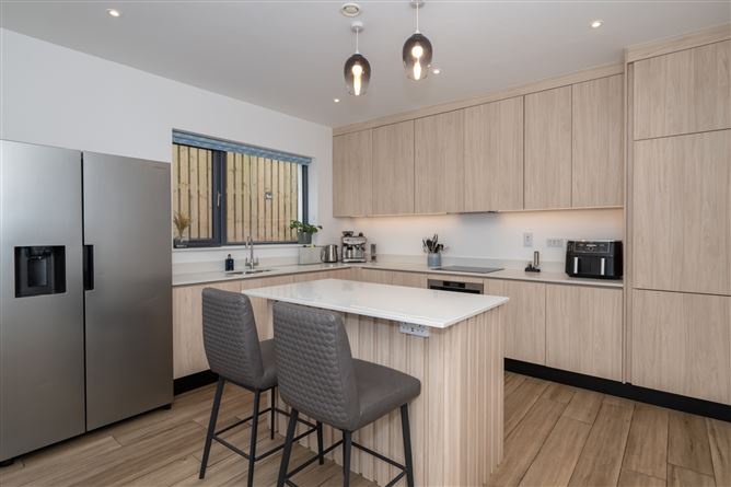 18 The Drive, Richmond Rise, Sallybrook, Glanmire