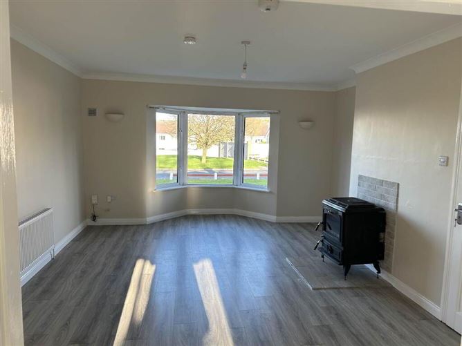 Photo 10 of 24 — 30 Cluain Ard, Roscrea, Tipperary