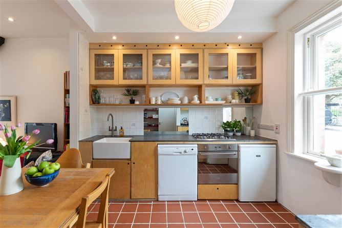 8 Eden Terrace, Glasthule, Sandycove, County Dublin