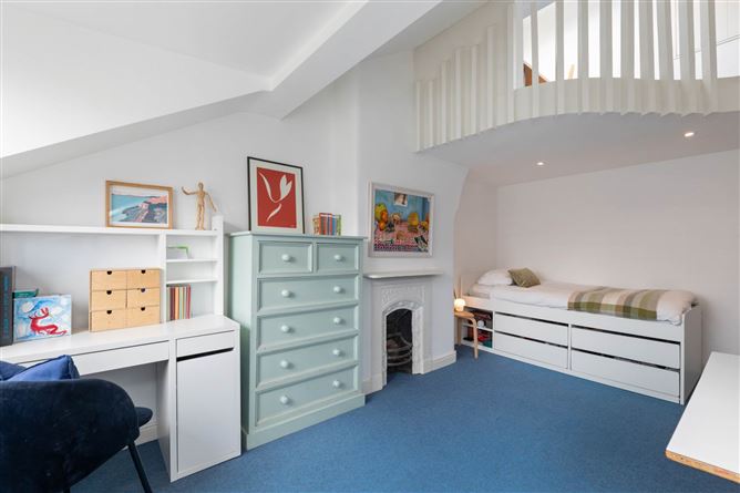 8 Eden Terrace, Glasthule, Sandycove, County Dublin