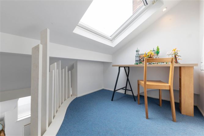 8 Eden Terrace, Glasthule, Sandycove, County Dublin