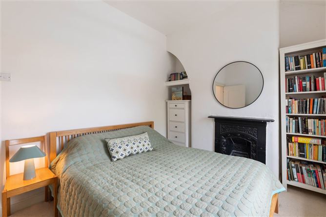 8 Eden Terrace, Glasthule, Sandycove, County Dublin