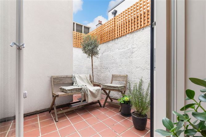 8 Eden Terrace, Glasthule, Sandycove, County Dublin