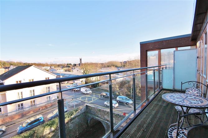 233 The Island, Chapelizod, Dublin 20