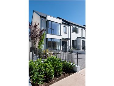 Main image for Three Bed End Townhouse,Ballinglanna,Glanmire,Co. Cork