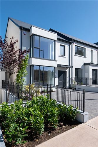 Main image for Three Bed End Townhouse, Ballinglanna, Glanmire, Co. Cork
