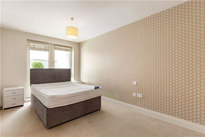 42 Shrewsbury Square, Ballsbridge, Dublin 4