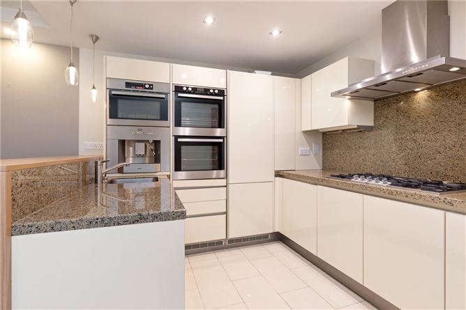 42 Shrewsbury Square, Ballsbridge, Dublin 4