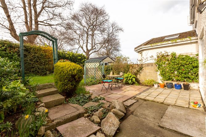 4 Sycamore Green, Cabinteely, Dublin 18