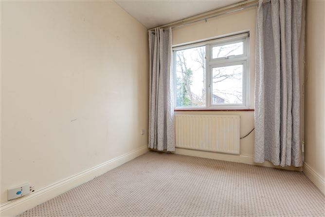 4 Sycamore Green, Cabinteely, Dublin 18