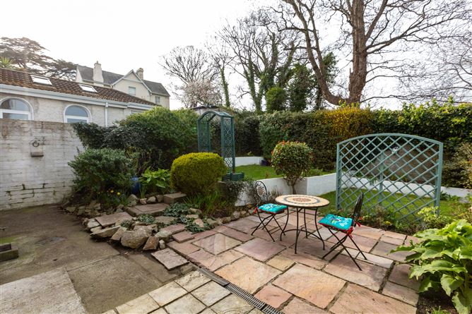 4 Sycamore Green, Cabinteely, Dublin 18