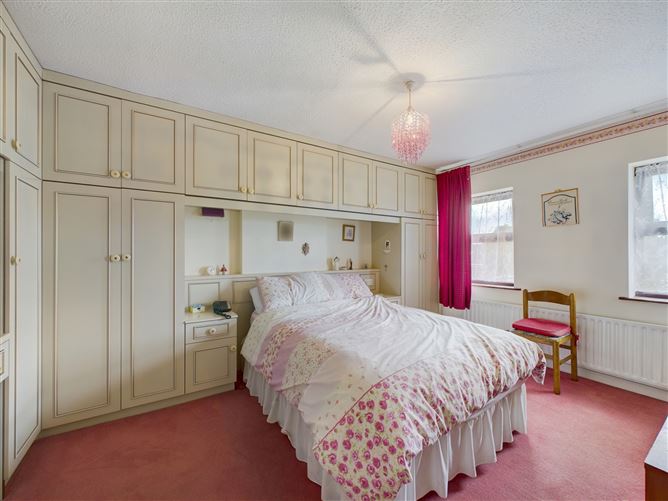 20 Pine Grove, Gort Road, Ennis, Co. Clare