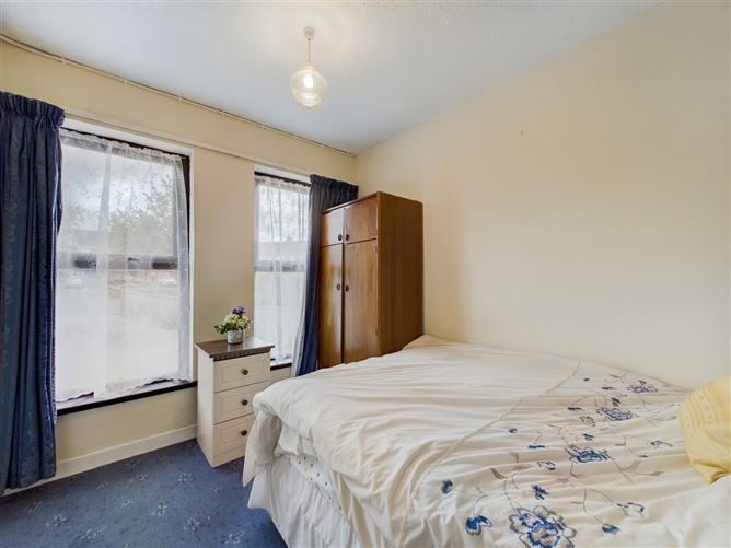 20 Pine Grove, Gort Road, Ennis, Co. Clare