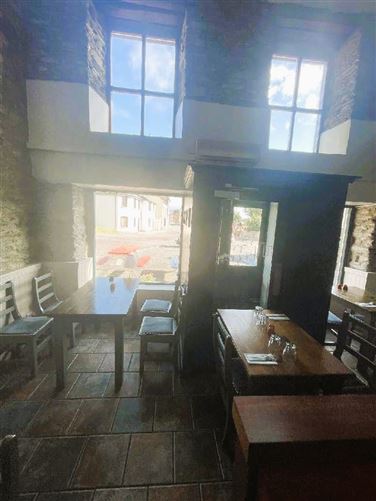 Mixed Use Premises West End, Castletown Berehaven, Cork