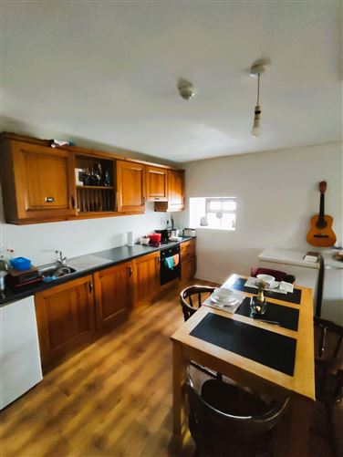 Mixed Use Premises West End, Castletown Berehaven, Cork