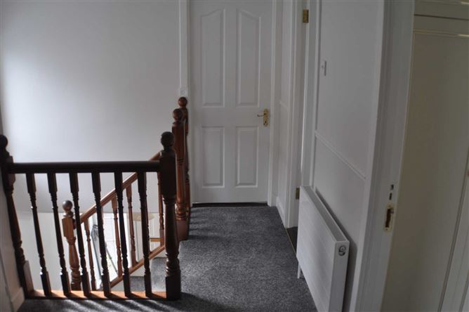 34 Kew Park Crescent, Lucan, County Dublin