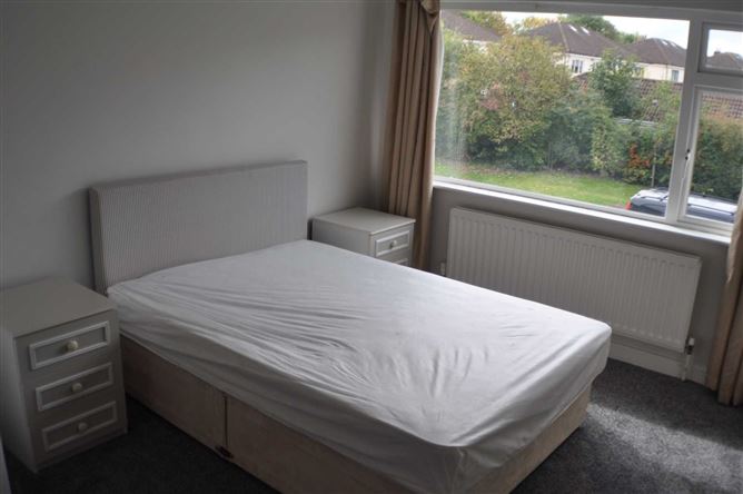 34 Kew Park Crescent, Lucan, County Dublin