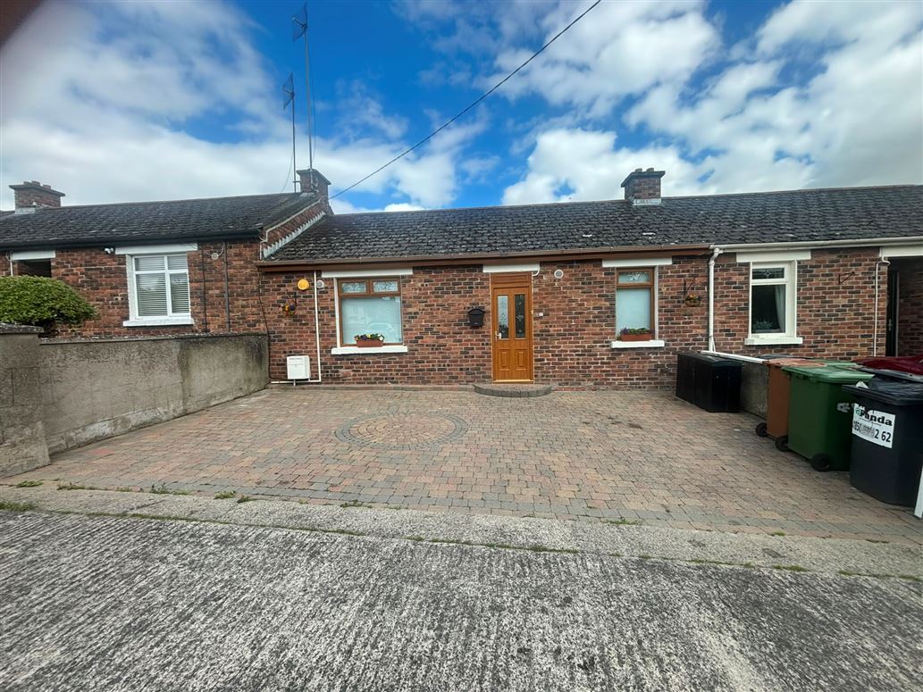 39 Trinity Gardens , Drogheda, Louth