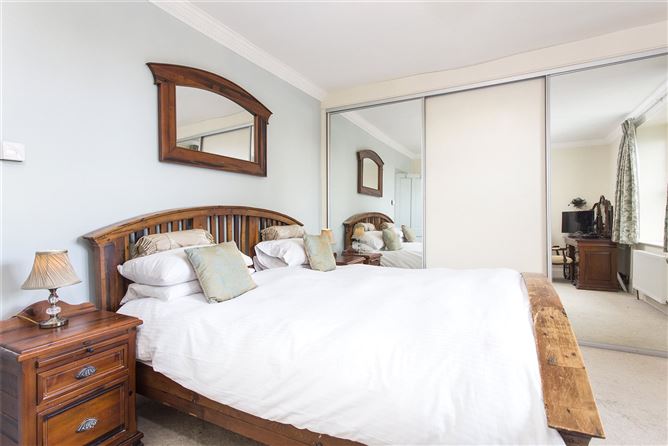 6 Woodview, Douglas Road, Cork