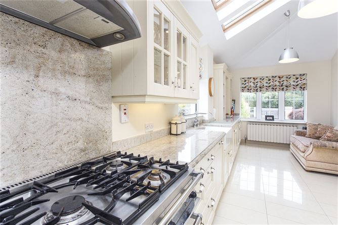 6 Woodview, Douglas Road, Cork