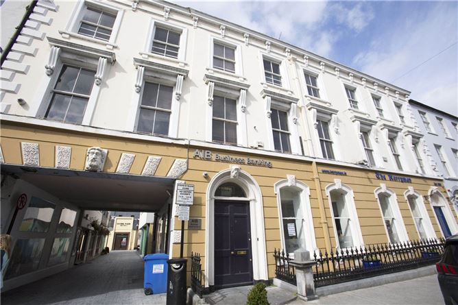 9/10 Denny Street, Tralee, Co.Kerry