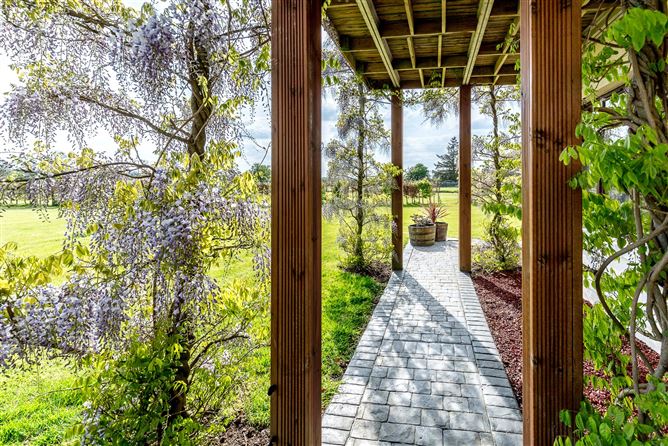 Knockeevin, Ballyclerihan, Clonmel, Co. Tipperary