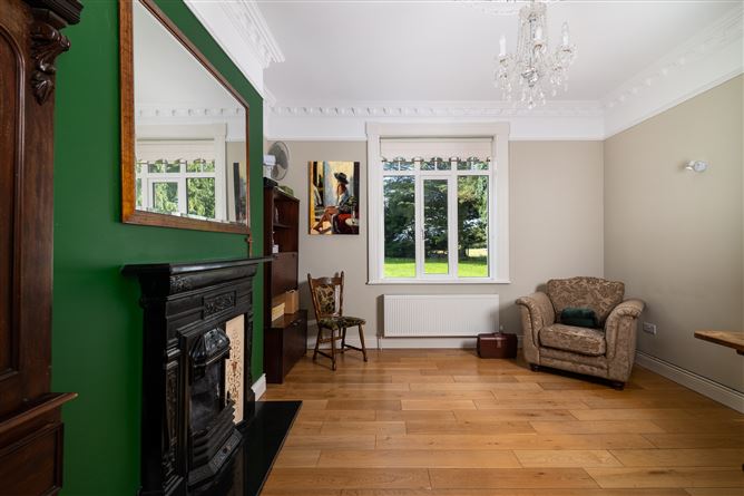 Gloster House, Hill Road, Cloghan, Co. Offaly