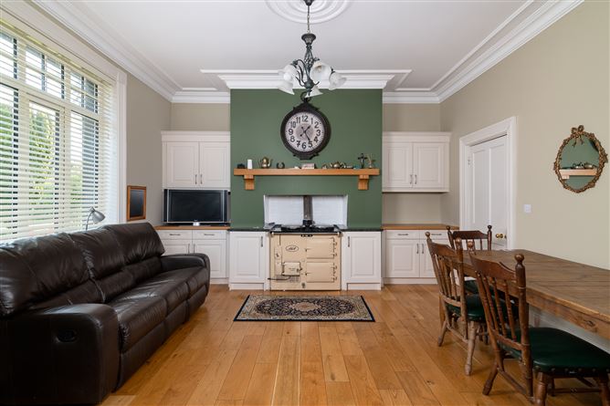 Gloster House, Hill Road, Cloghan, Co. Offaly