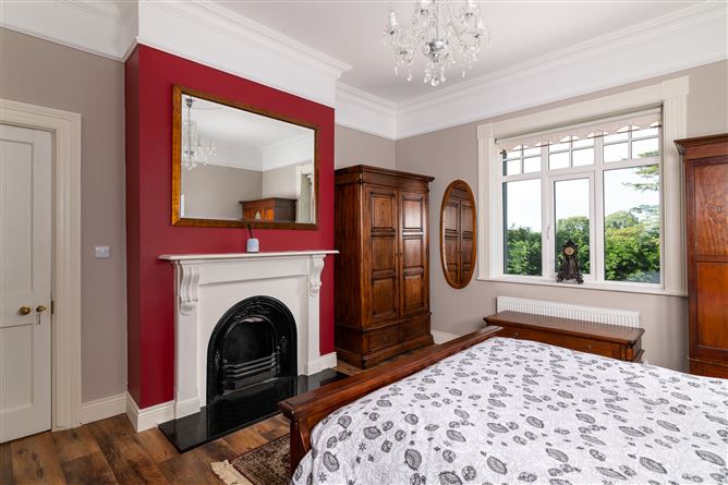 Gloster House, Hill Road, Cloghan, Co. Offaly